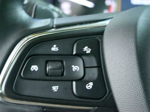 Used 2023 Buick Envision Essence w/ Sport Touring Package image 16