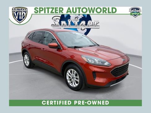 Used 2020 Ford Escape SE image 1