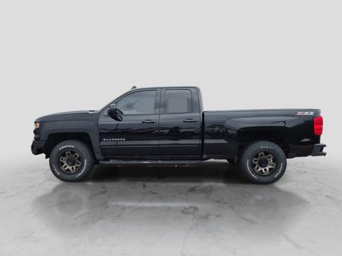 Used 2017 Chevrolet Silverado 1500 LT w/ All Star Edition AWD/4WD image 5