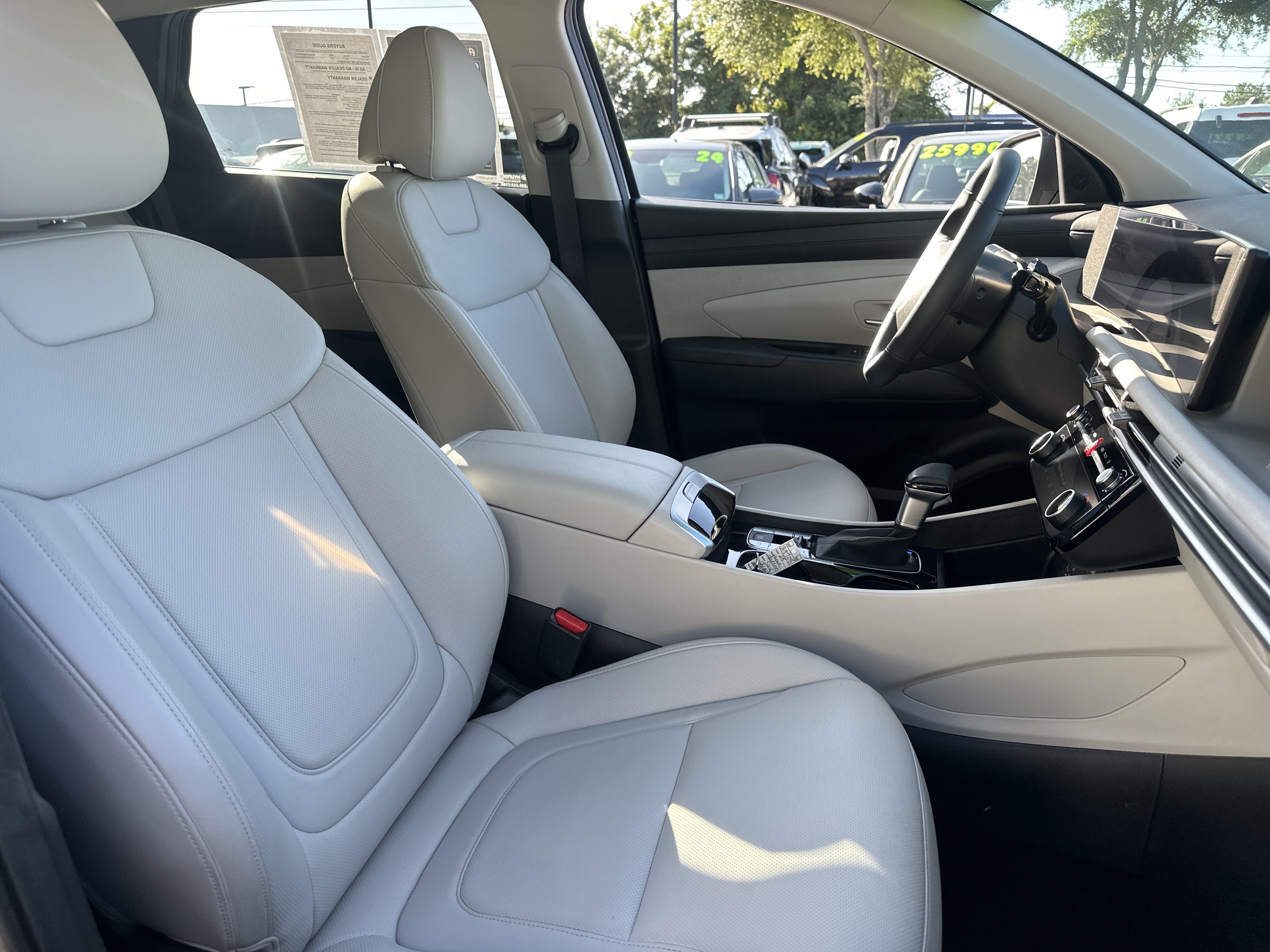 Used 2025 Hyundai Tucson SEL FWD image 13