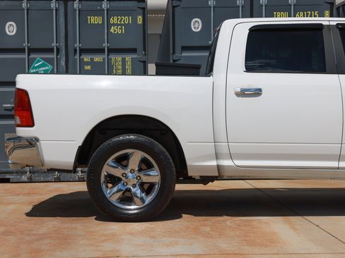 Used 2018 RAM 1500 Big Horn AWD/4WD image 23