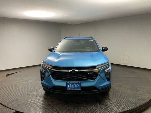 New 2026 Chevrolet Trax RS FWD image 2