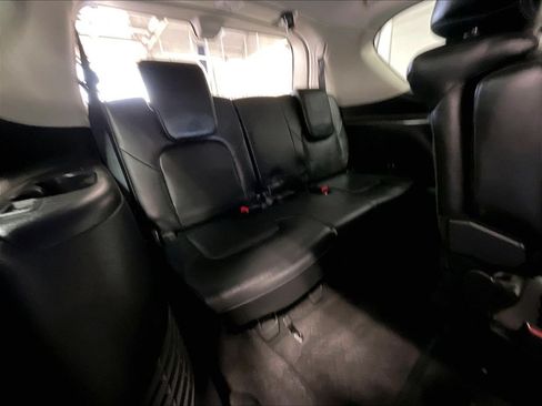 Certified 2023 Nissan Armada Platinum w/ Cargo Package AWD/4WD image 17