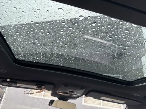 Used 2023 BMW X1 xDrive28i w/ Convenience Package image 17