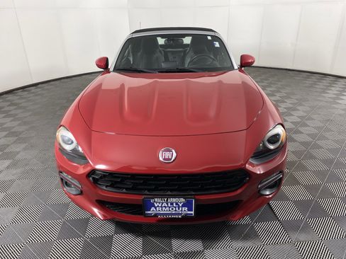 Used 2017 FIAT 124 Spider Lusso image 12