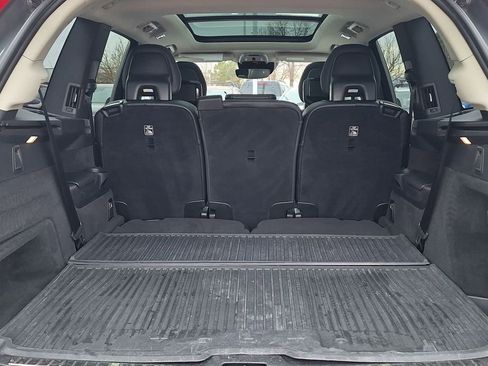 Used 2018 Volvo XC90 T6 Momentum image 29