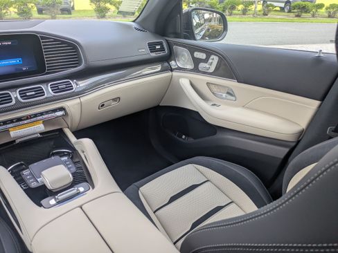 New 2026 Mercedes-Benz GLE 53 AMG 4MATIC Coupe image 16