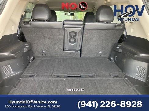 Used 2016 Nissan Rogue SV w/ SV Premium Package FWD image 27