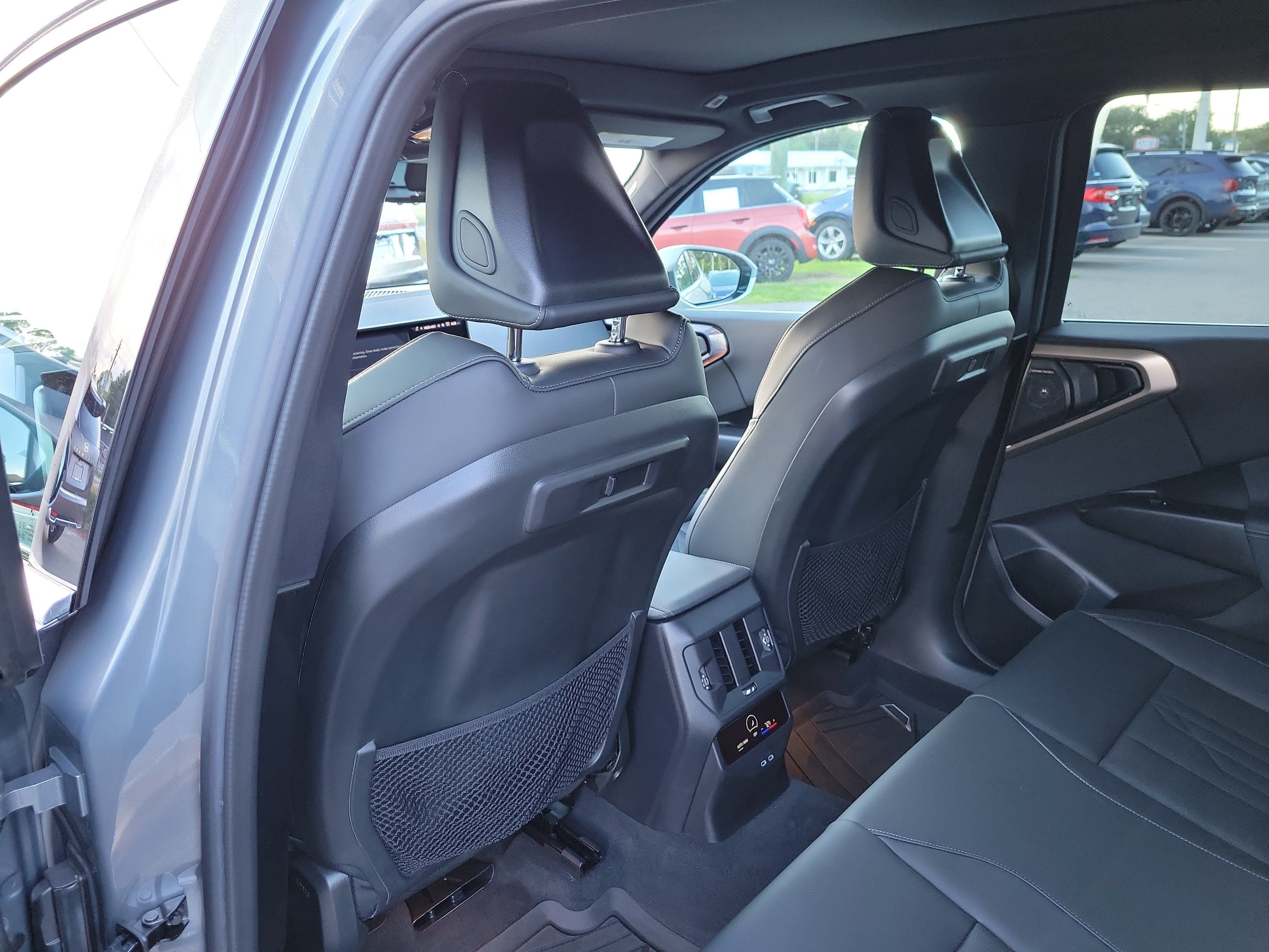 Used 2025 BMW X3 xDrive30i w/ Premium Package AWD/4WD image 17