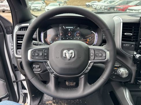 New 2026 RAM 1500 Laramie AWD/4WD image 10