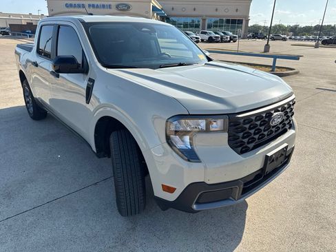 Used 2025 Ford Maverick XLT w/ XLT Luxury Package AWD/4WD image 17