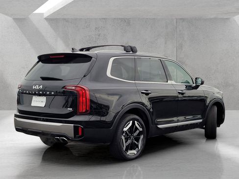 Used 2025 Kia Telluride S AWD/4WD image 5