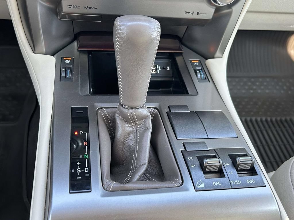 Used 2018 Lexus GX 460 Premium AWD/4WD image 25
