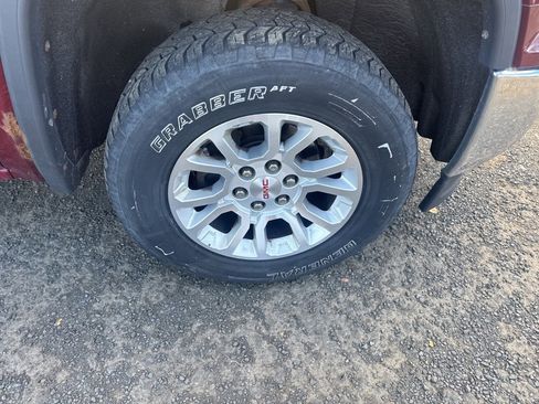 Used 2014 GMC Sierra 1500 SLE w/ SLE Value Package image 21