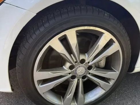 Used 2016 Mercedes-Benz C 300 4MATIC Sedan image 5