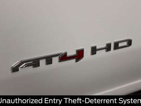 Used 2022 GMC Sierra 2500 AT4 image 23