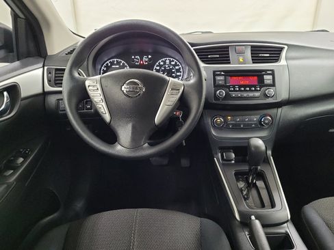 Used 2017 Nissan Sentra S FWD image 22