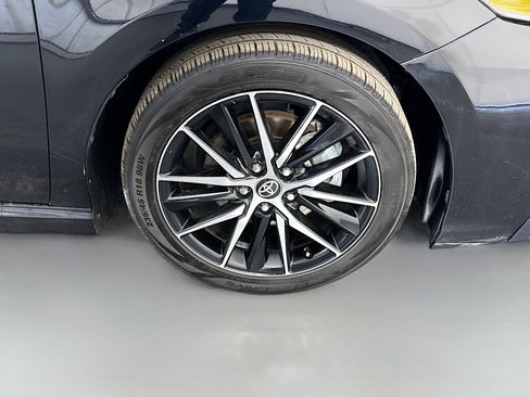 Used 2023 Toyota Camry SE image 31