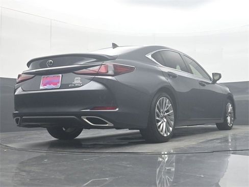 Used 2022 Lexus ES 350 Ultra Luxury image 33