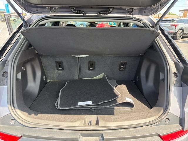 Certified 2023 Chevrolet Bolt EUV LT w/ Driver Confidence Package FWD image 25