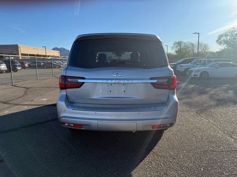 Used 2018 INFINITI QX80 2WD w/ Driver Assistance Package image 4