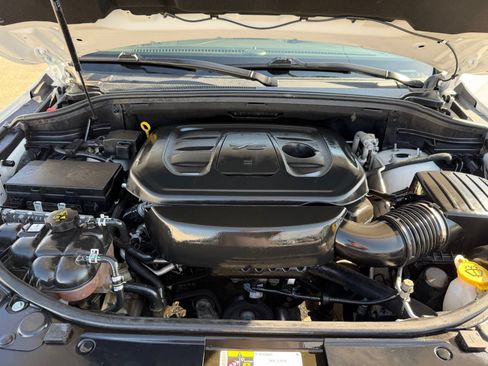 Used 2020 Jeep Grand Cherokee Overland RWD image 27
