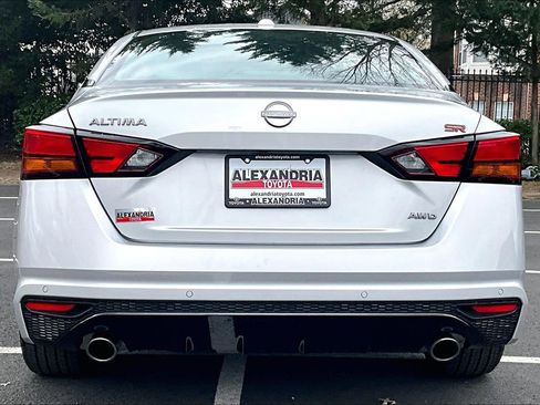 Used 2025 Nissan Altima 2.5 SR image 4