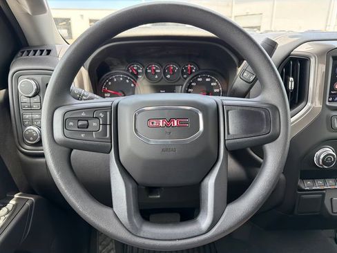 New 2026 GMC Sierra 1500 Pro AWD/4WD image 9