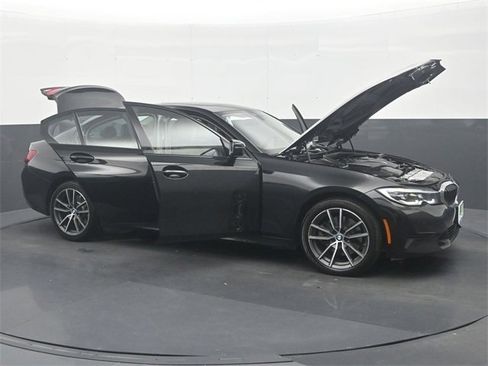 Used 2019 BMW 330i xDrive 330i xDrive image 35