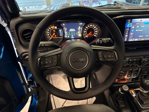 New 2026 Jeep Wrangler Rubicon w/ Steel Bumper Group image 15