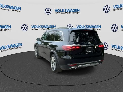 Used 2025 Mercedes-Benz GLS 450 4MATIC image 6