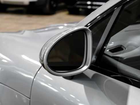 Used 2016 Porsche Macan Turbo image 36