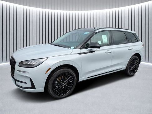 New 2026 Lincoln Corsair Premiere image 6