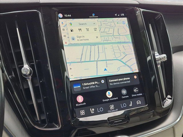 Used 2023 Volvo XC60 B5 Core w/ Climate Package FWD image 13