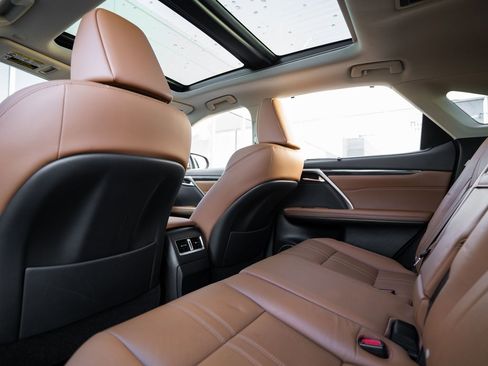 Used 2021 Lexus RX 450h AWD w/ Luxury Package image 31