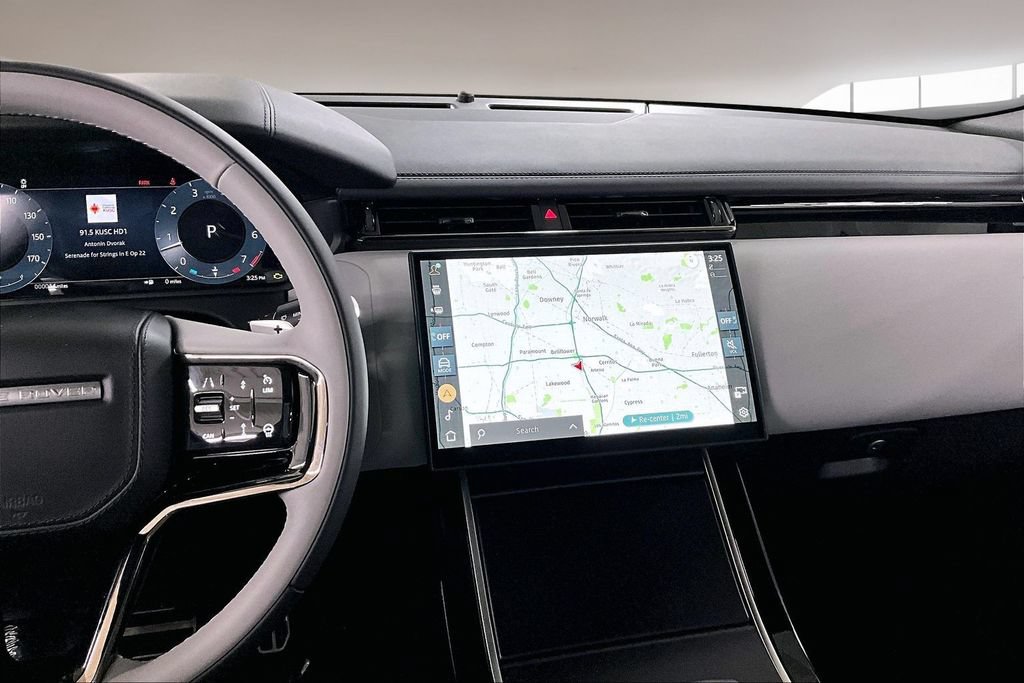 New 2026 Land Rover Range Rover Velar Dynamic SE AWD/4WD image 6