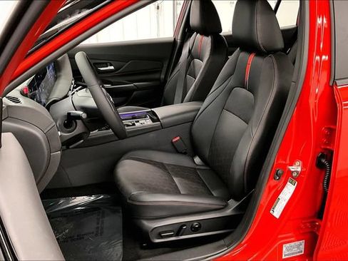 New 2026 Nissan Sentra SR w/ SR Premium Package FWD image 10