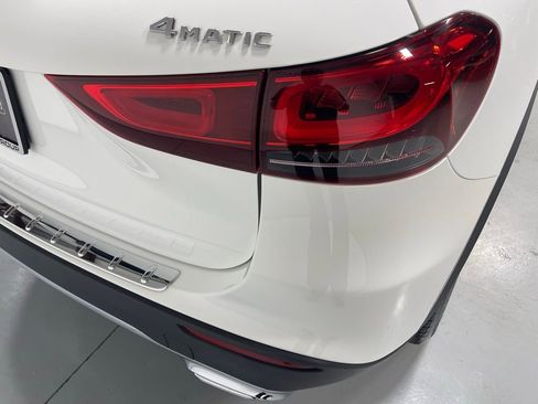 Used 2022 Mercedes-Benz GLA 250 4MATIC image 14