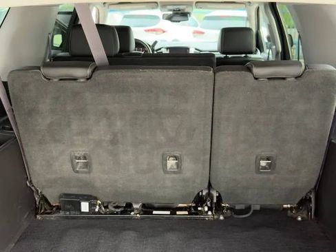 Used 2015 GMC Yukon XL SLT image 13