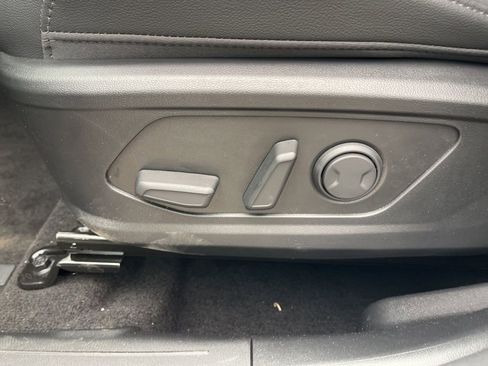 Used 2025 Hyundai Tucson SEL FWD image 20