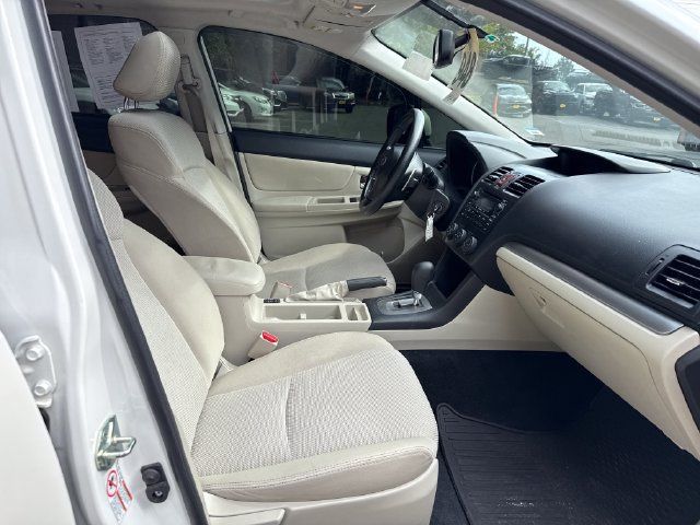 Used 2014 Subaru Crosstrek 2.0i Premium w/ Moonroof Package AWD/4WD image 9