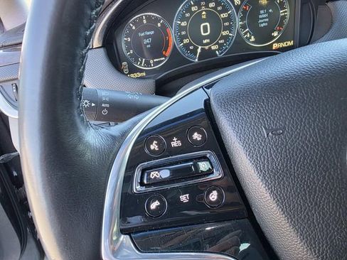 Used 2014 Cadillac XTS Premium image 12