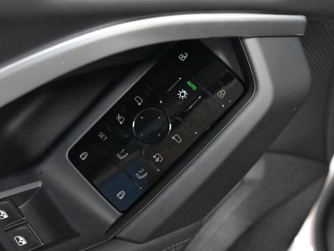 New 2025 Audi Q5 Premium image 4