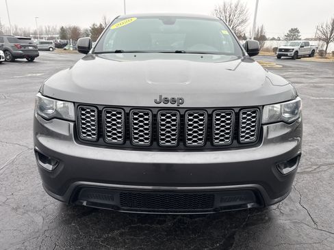 Used 2020 Jeep Grand Cherokee Altitude image 12