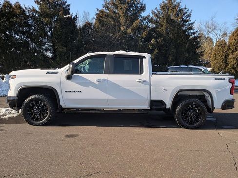 Used 2025 Chevrolet Silverado 2500 LT w/ Trail Boss Package image 8