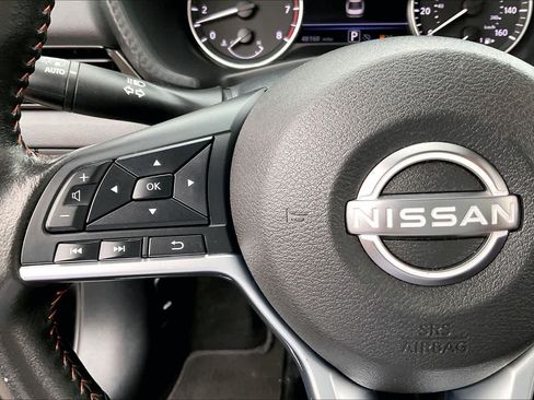 Used 2024 Nissan Sentra SR FWD image 21