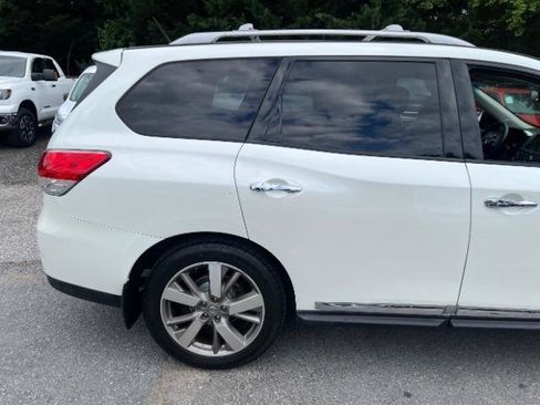 Used 2015 Nissan Pathfinder Platinum w/ Cargo Package AWD/4WD image 6