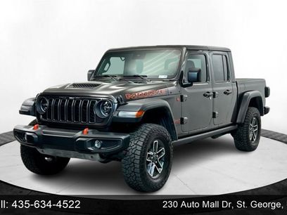 Used 2024 Jeep Gladiator Mojave w/ Convenience Group
