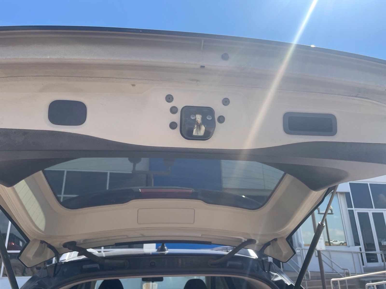 Used 2016 Nissan Rogue SV FWD image 45