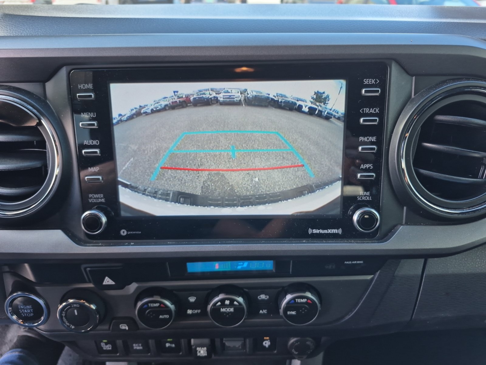 Used 2021 Toyota Tacoma TRD Off-Road w/ Technology Package AWD/4WD image 29